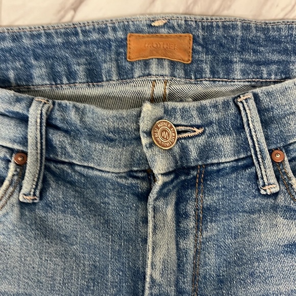 Mother The Looker Ankle Fray Jeans in Love Gun 26 - Picture 8 of 11